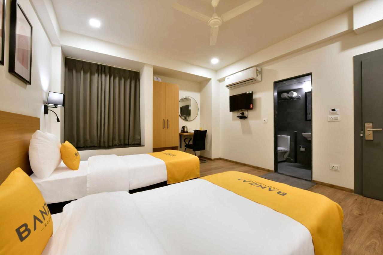 Banzai Rooms Nashik Esterno foto