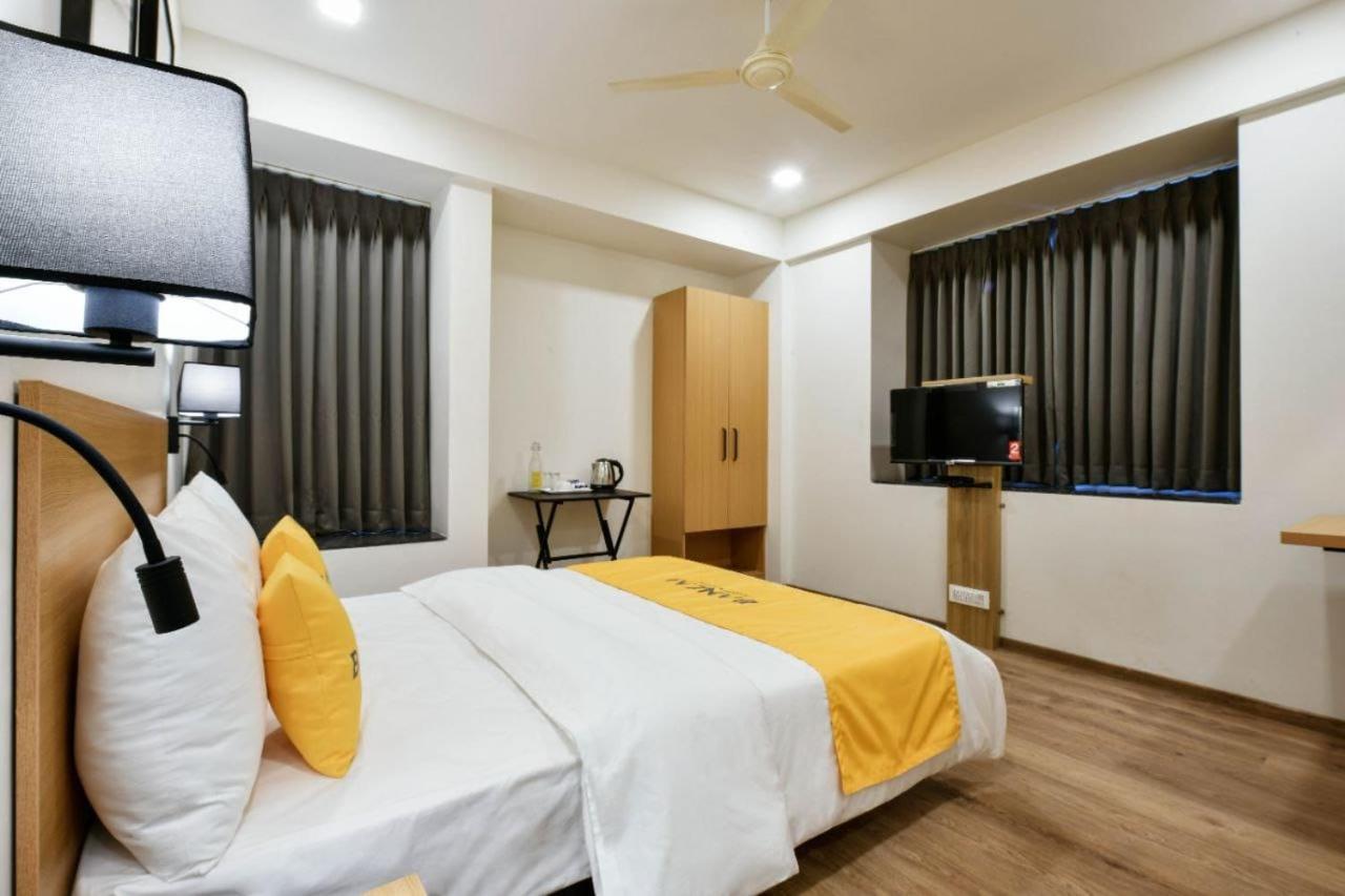 Banzai Rooms Nashik Esterno foto