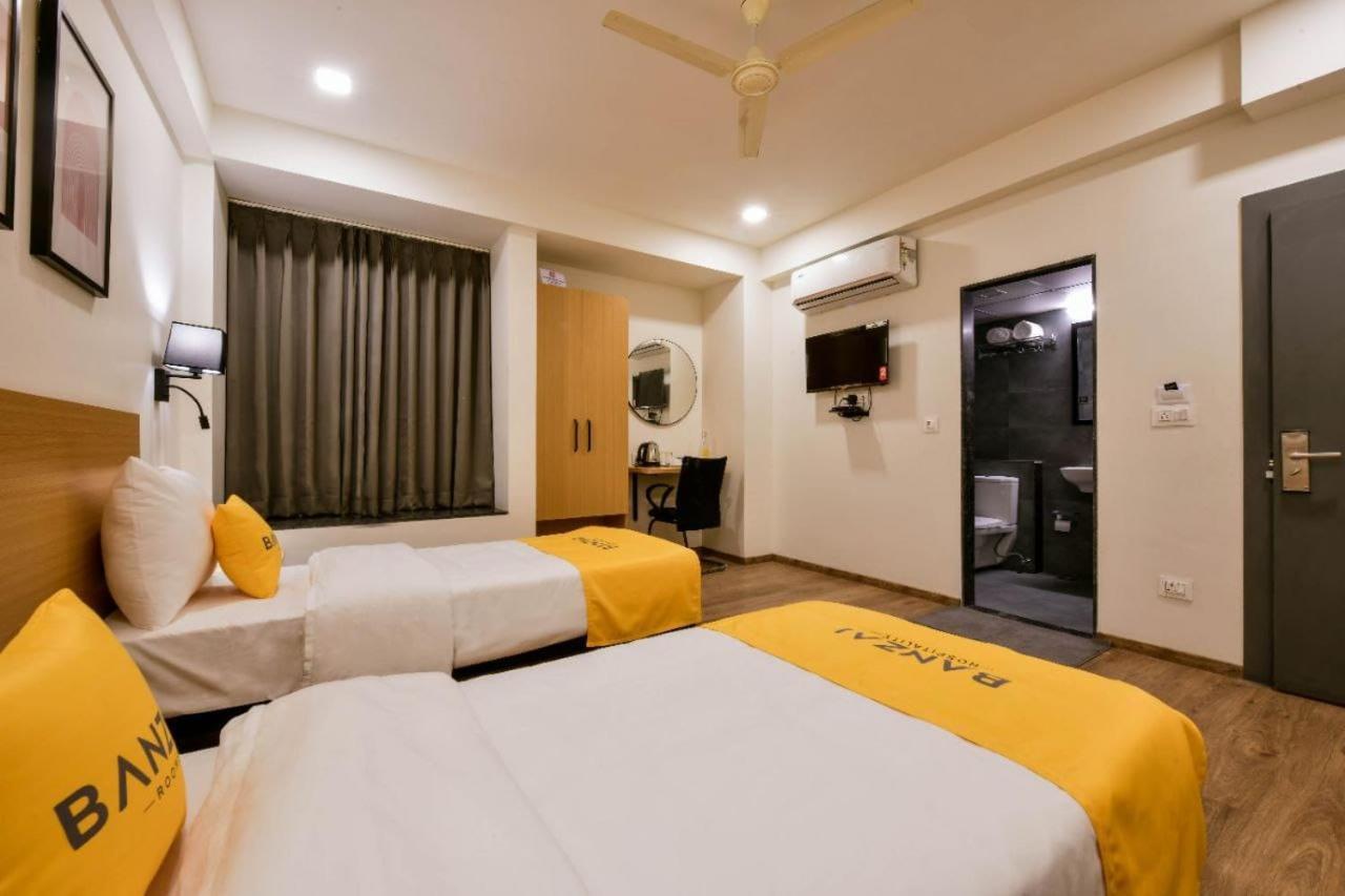 Banzai Rooms Nashik Esterno foto