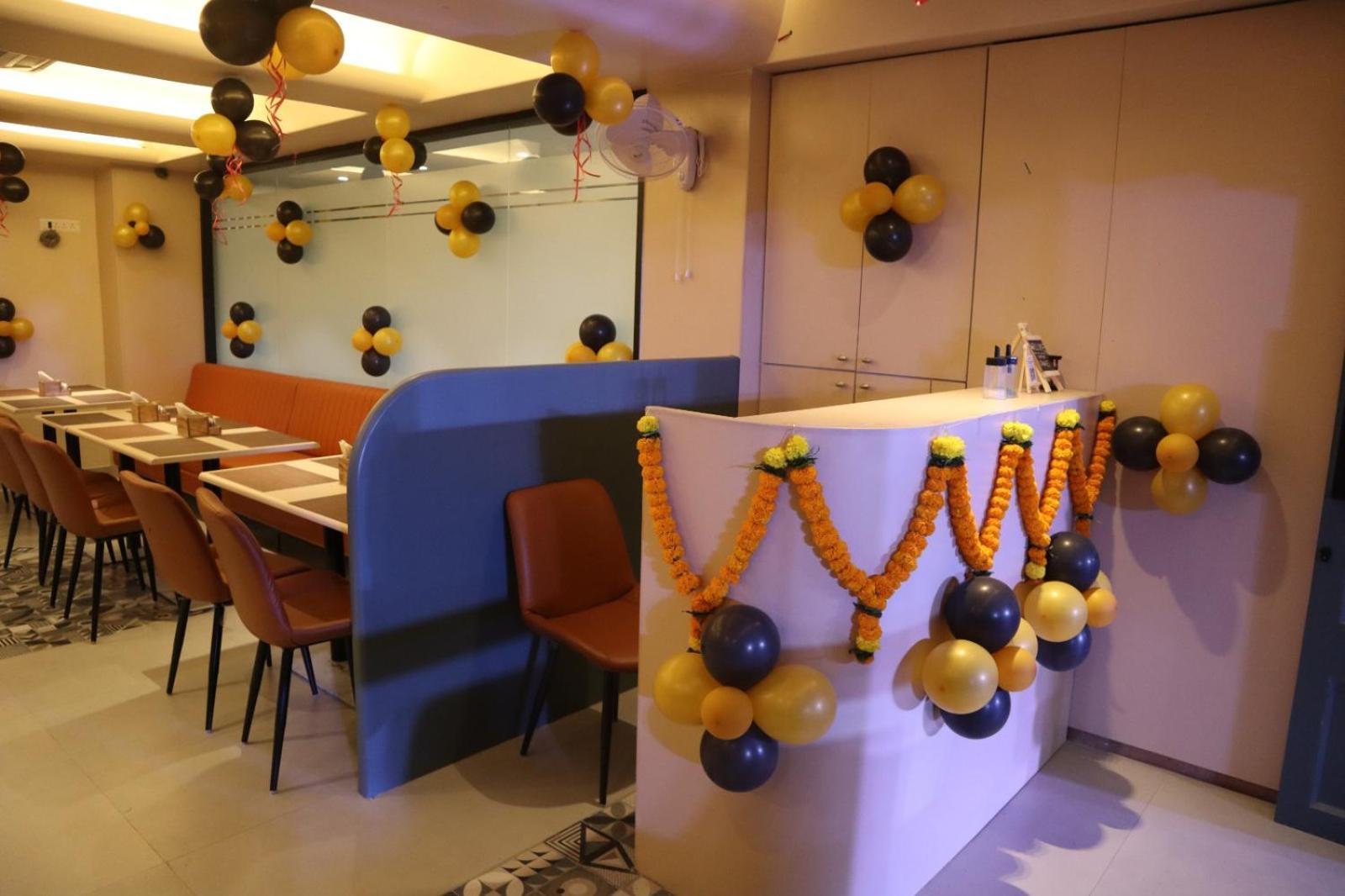 Banzai Rooms Nashik Esterno foto